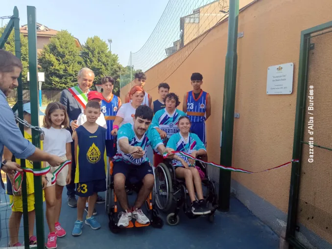 Inaugurato a Bra in via Piumati il campo per basket e baskin intitolato a Giacomo Ascheri 3