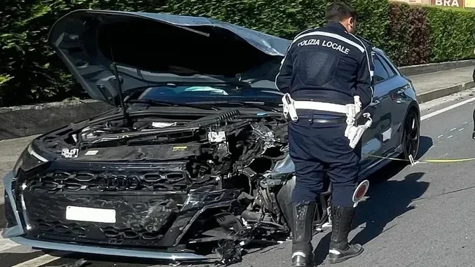 Violento scontro a Crociera Burdina, uno dei conducenti non aveva la patente