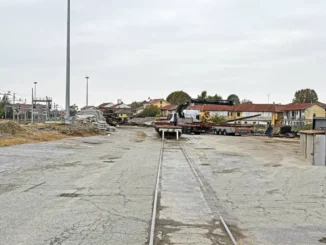 Lo scalo merci di Bra ora è comunale: ospiterà 350 auto e aree verdi