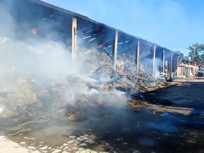 Nella notte un incendio distrugge una cascina a Calliano Monferrato