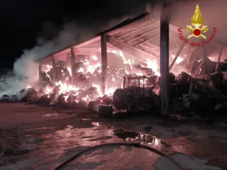 Nella notte un incendio distrugge una cascina a Calliano Monferrato 1