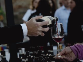 Vino: il Piemonte sfida la crisi e cresce nell&rsquo;export