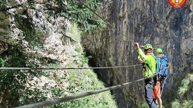 Ferratista ferito nell'Orrido di Foresto: soccorso a piedi