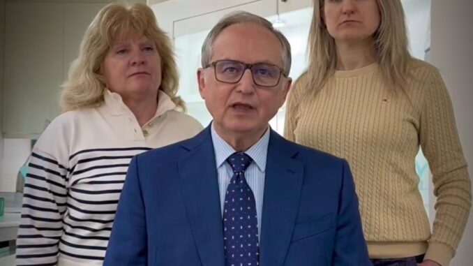 Mariangela, moglie di Mario Roggero, chiede la grazia per il marito