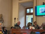 L'abbraccio di Bra a Carlo Petrini: una vita che ha cambiato il mondo 2