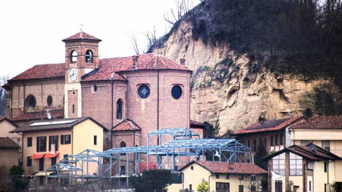 Ampliamento eccessivo a Santo Stefano Roero: un fabbricato andr&agrave; abbattuto