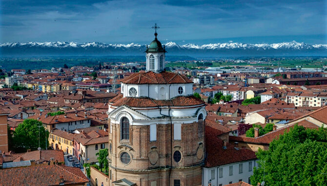 Bra celebra il Perdono di Assisi e Santa Chiara: un agosto di fede