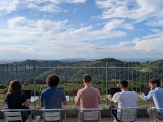 Coworking e relax ad agosto nel salone polifunzionale di Cissone