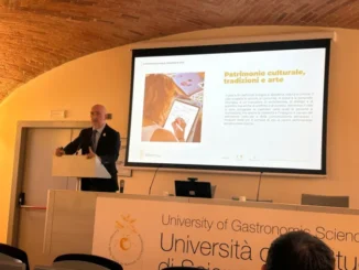 Inizia il dopo Carlo Petrini all'Universit&agrave; di Pollenzo, il rettore Nicola Perullo nominato anche presidente