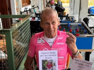 A 92 anni scala in bici il santuario più alto d’Europa