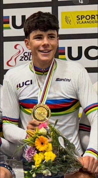 Ciclismo, Alberto Veglia campione del mondo: oro con l'Italia nell'inseguimento juniores