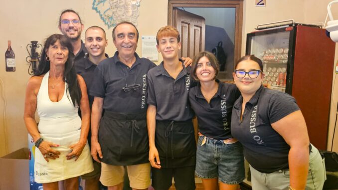 Un Ferragosto che profuma di Langa, musica, costine e amicizia per la 49&ordf; festa della Bussia
