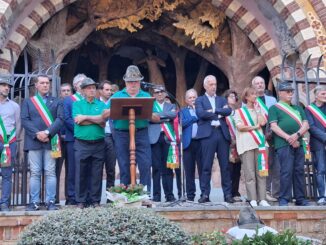 Mont&agrave; celebra i 70 anni della Croce Luminosa