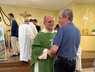 ​ Bra, don Riccardo Frigerio &egrave; partito: il saluto della comunit&agrave; e il nuovo cammino verso Torino Valdocco 1