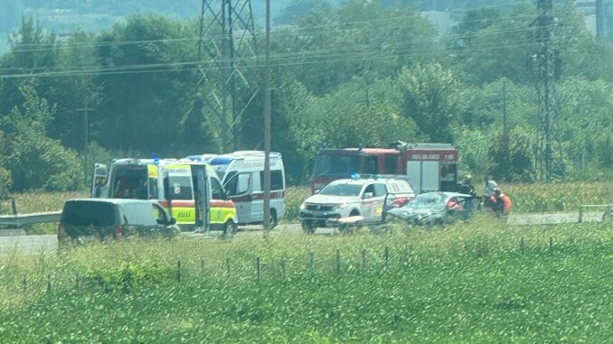 Incidente all&rsquo;uscita della tangenziale di Alba, traffico deviato