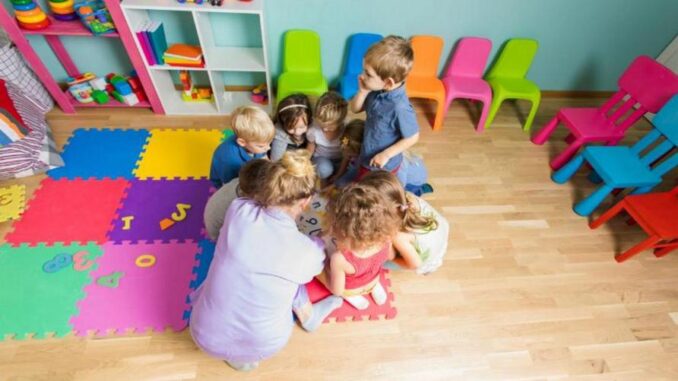 Nidi comunali: 1,5 milioni per ampliare gli orari in Piemonte