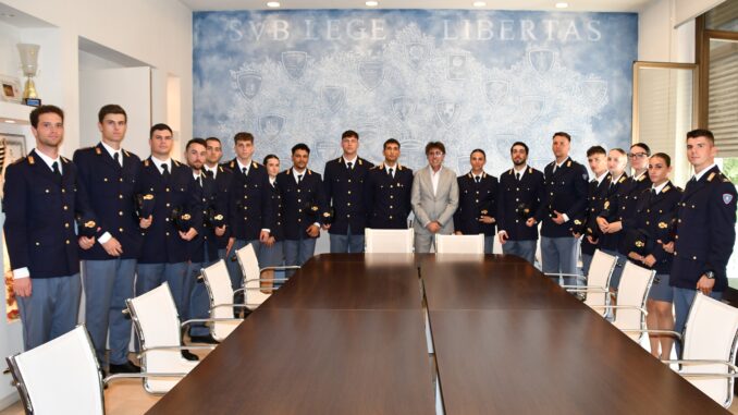 Asti, 17 nuovi agenti della Polizia di Stato in Questura