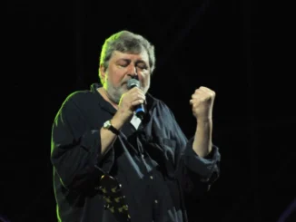 &Egrave; morto Francesco Guccini, aveva 86 anni. Il ricordo 1