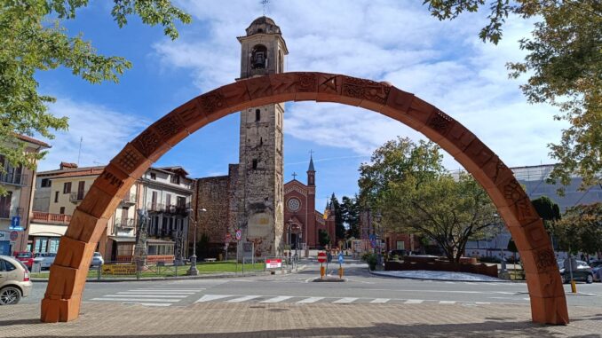 Castellamonte capitale della ceramica: artisti da 22 Paesi per la 65&ordf; edizione