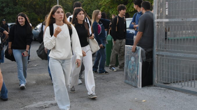 Prima campanella anche ad Alba, che quest'anno riparte con tre istituti comprensivi [foto] 1