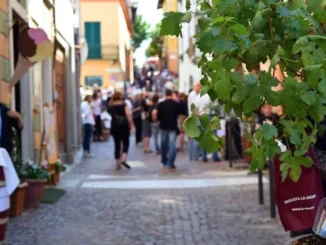Domenica 6 c'&egrave; Degusta La Morra: vino, sapori, musica e arte nella festa a cielo aperto pi&ugrave; attesa dell&rsquo;estate