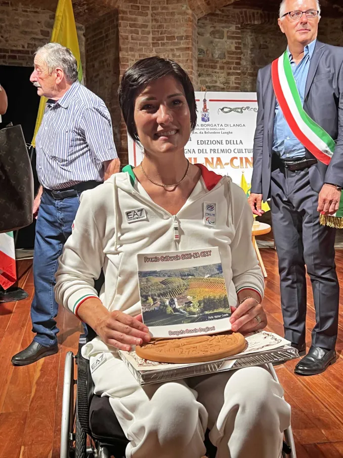Dogliani assegna a Daniela Allaria e Giuliana Turra il premio Schi-na cinà 2
