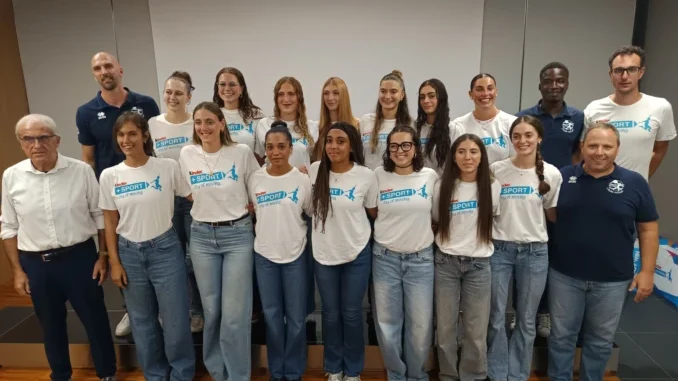 Pallavolo / L'Alba volley presenta la squadra per il debutto in Serie B1 femminile 1