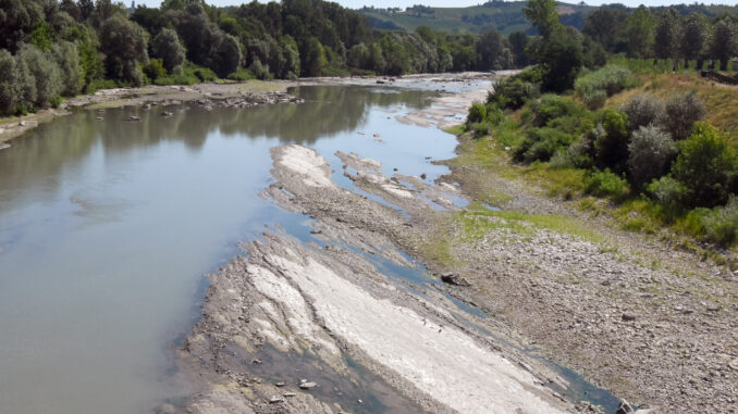 L'analisi: aria, terra e acqua si piegano: il caldo prosciuga ogni risorsa