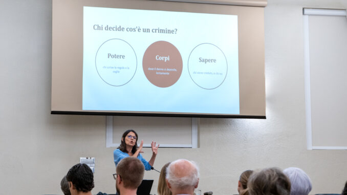 Crimini ambientali: ad Alba il tema dei corpi &ldquo;sacrificabili&rdquo;