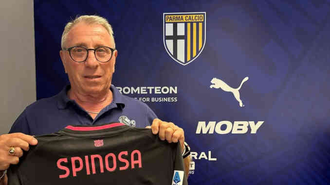 Anche il Parma ha reso omaggio all'eroismo dell'allenatore doglianese Gianni Spinosa