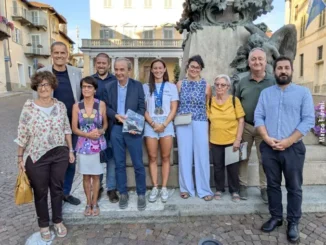 Anita Gastaldi, con le medaglie vinte agli Europei di nuoto, &egrave; stata ricevuta in Municipio a Bra 1