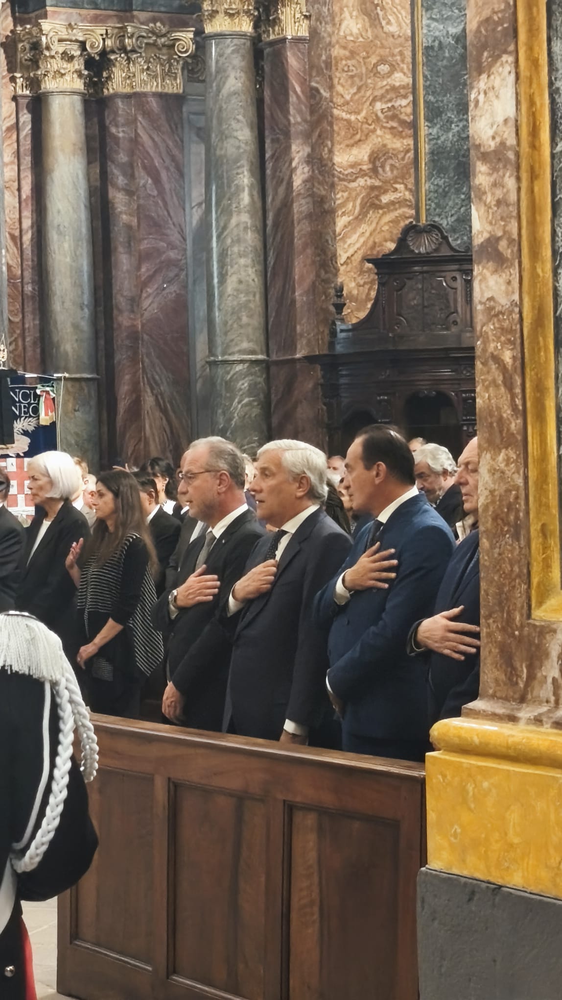 Oggi a Mondov&igrave; i funerali di Stato dell'ex ministro Raffaele Costa [in aggiornamento] 4