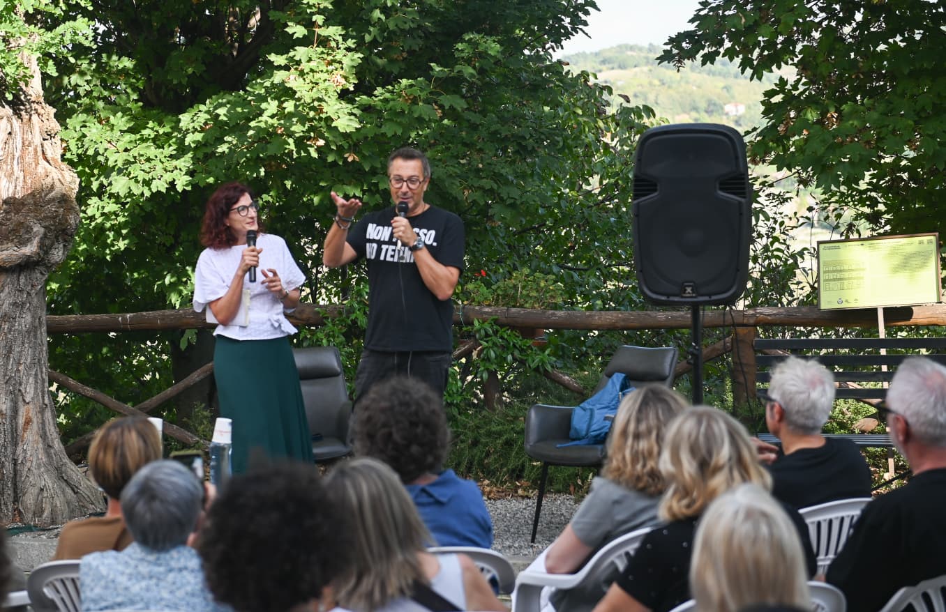 Luca Bianchini ha raccontato "Le ragazze di Tunisi” a Roddino