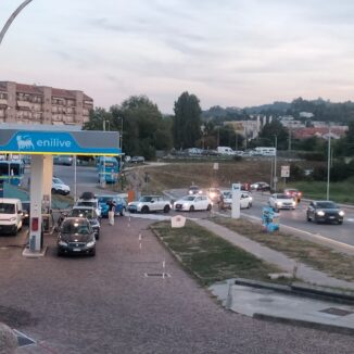 Alba: nei distributori Eni benzina a 1,99 euro al litro 1