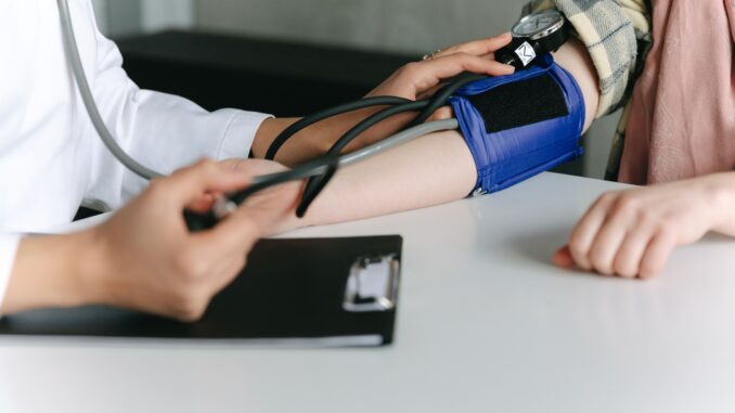 Le liste d’attesa ad agosto: un dramma per visite ed esami medici