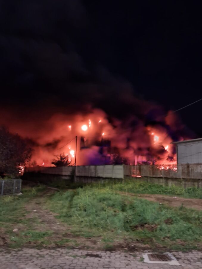 Incendio centrale latte