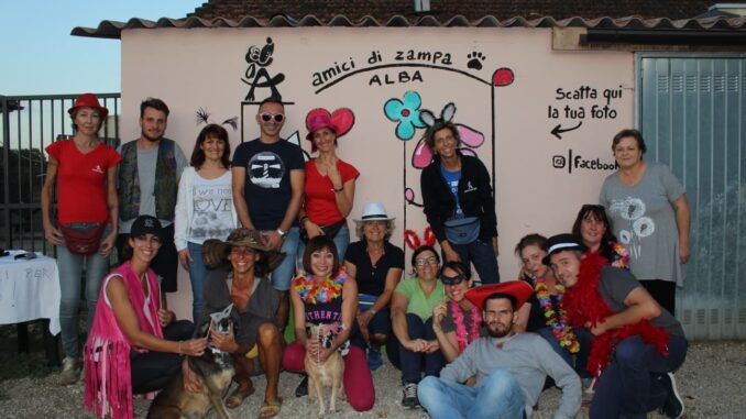 Alba, un Natale solidale con gli Amici di Zampa