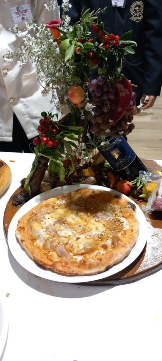Gli albesi Piero Conidi e Irene Marmo vincono il Campionato mondiale di pizza piccante, con dedica a Marita Marolo 1