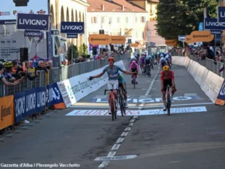 IN DIRETTA Gran Piemonte: sul traguardo di Bra Dorian Godon batte tutti in volata