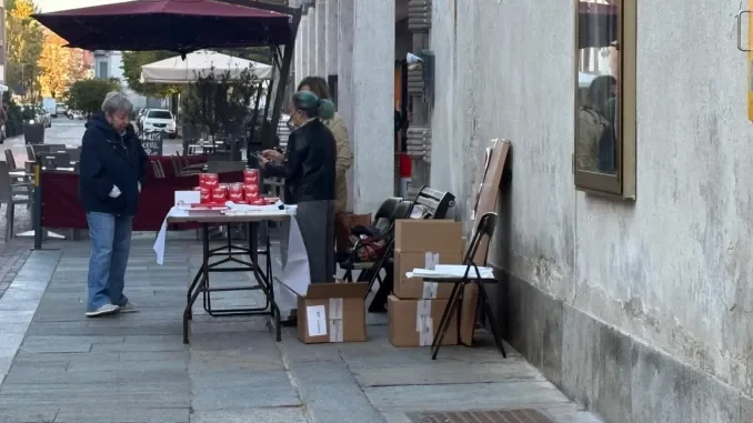 Biscotti senza frontiere a Bra: sabato 24 e domenica 25 la raccolta fondi di