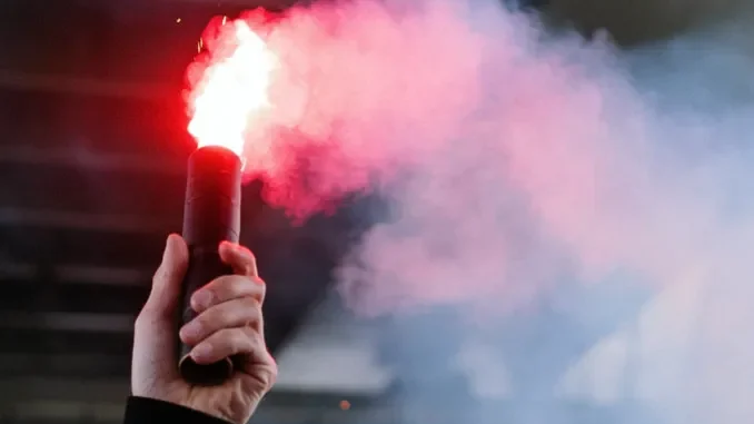 Niente stadio per un anno al tifoso del Bra sorpreso con un fumogeno alla partita del 23 agosto