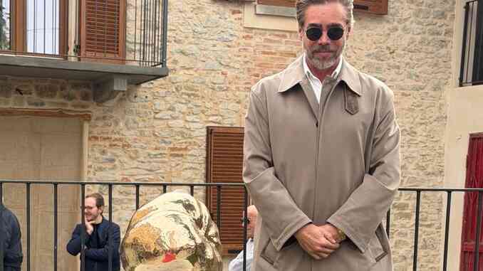 Cerretto / L'oro d'alta Langa firmato Job Smeets, dedicato a Maria Franca Fissolo, moglie di Michele Ferrero