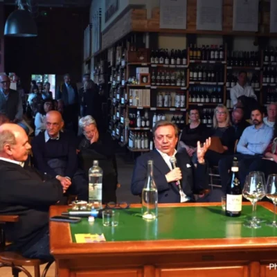 Dialoghi e ironia alla fondazione Mirafiore / Piero Chiambretti: «L’intervista è un combattimento»