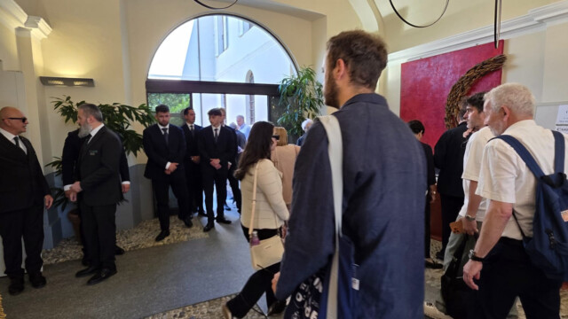 Bra: l’ultimo saluto a Carlo Petrini a Pollenzo (articolo in aggiornamento) 1