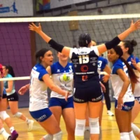 Pallavolo / Serie B2 - Per L'Alba volley la prima dei play-off è buona 12