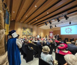 Ad Alba &egrave; tempo di Fiera: svelato il drappo del Palio di Riccardo Cordero [foto e video] 4