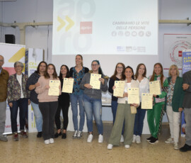 Apro formazione ha consegnato diplomi e attestati di qualificazione professionale ai corsisti del 2026 3